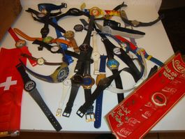 Posten Sammlung älterer Quarz-Armbanduhren meist mit Werbung
