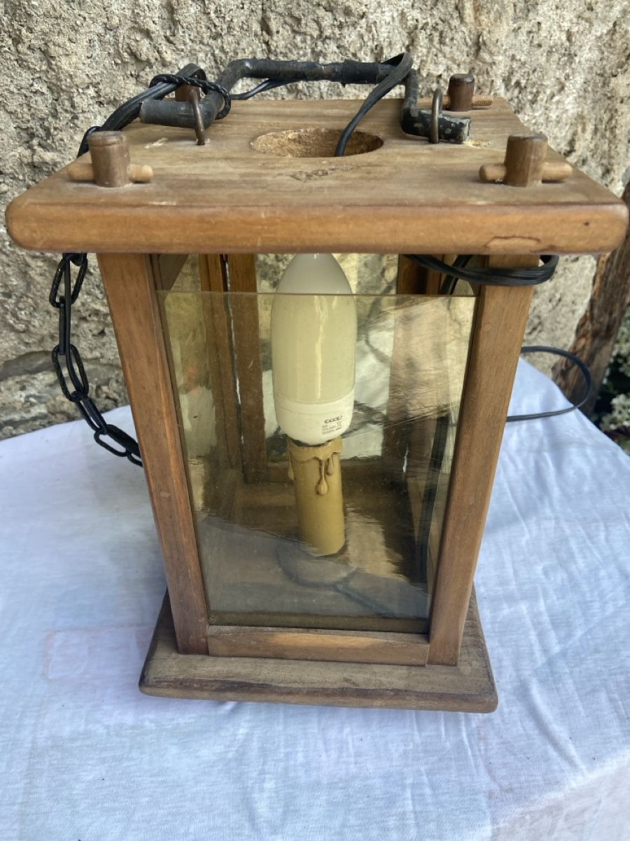Lampen: Laternenlampe Holz Glas antik gebraucht – Gebraucht aus Brienz BE von hey_z9vg 3