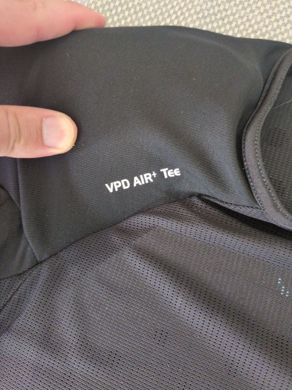 Poc Protezioni & Imbottiture: POC VPD Air + Tee Protektive Shirt Grösse M – Usato da Zürich venduto da MarcDG 2