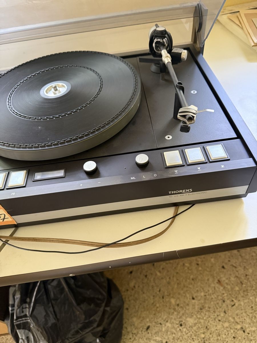 Thorens Plattenspieler: Plattenspieler Thorens TD MK ll  – Gebraucht aus Burgdorf von kla_r5tf