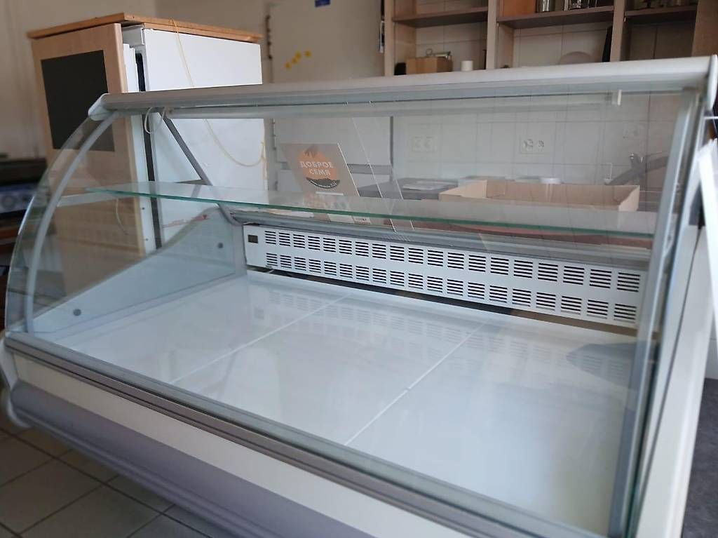 Frigoriferi: Tecnodom Kühlvitrine 220-240V – Usato da Schwanden im Emmental venduto da reskuehni
