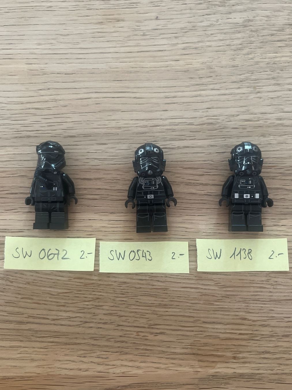 Lego Spielzeuge: Lego Star Wars Minifiguren TIE Piloten – Gebraucht aus Wimmis von Aluethi