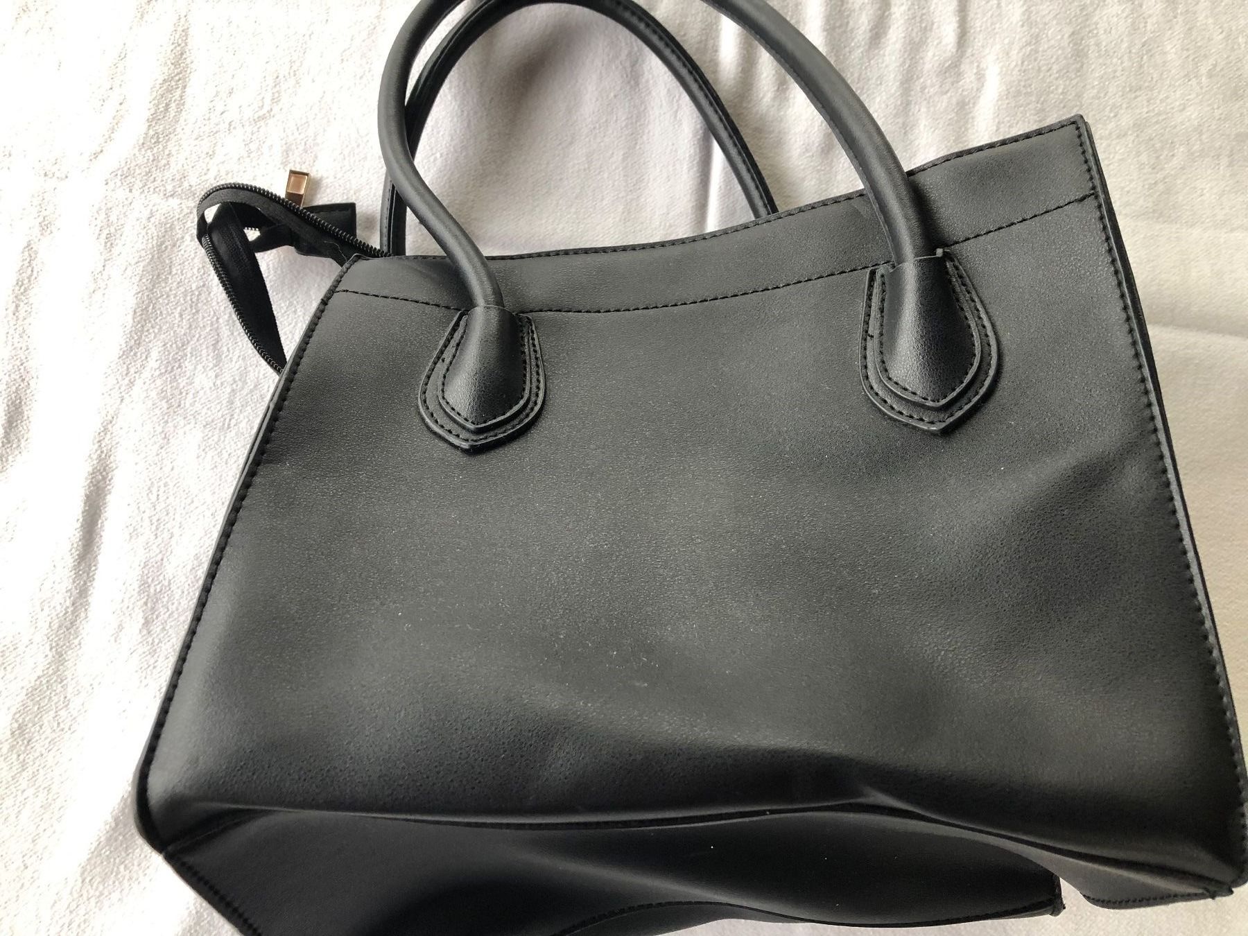 Borse da donna: Handtasche schwarz – Usato da Schübelbach venduto da Dolly990_2 2