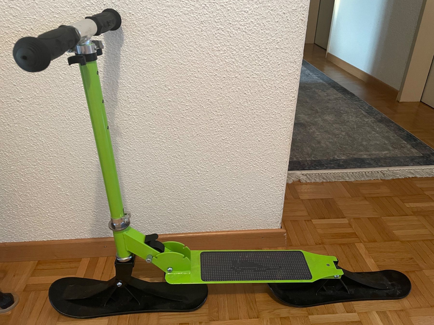 Slitta: Schneescooter Crivit Grün – Nuovo (secondo la descrizione) da Amriswil venduto da einkaufverkauf 6