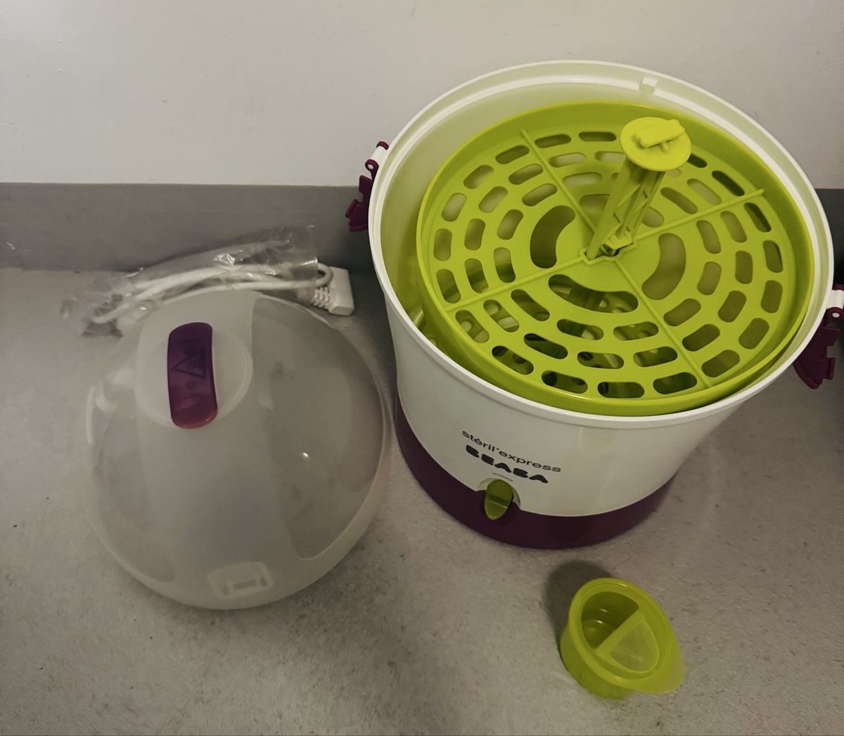 Pasti del neonato: Baby Béaba Sterilisator – Usato da Nänikon venduto da JennyB03 1