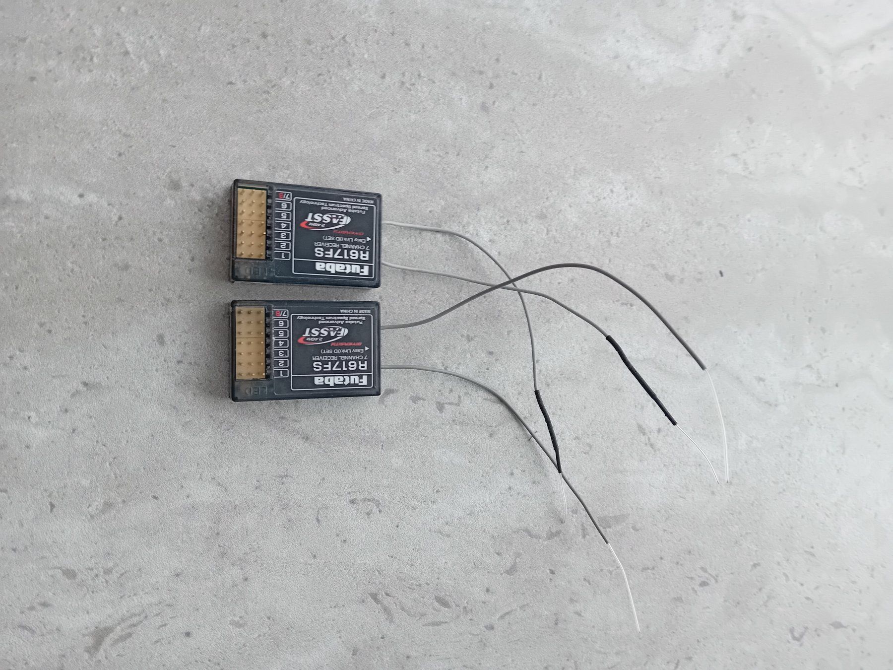 Futaba Ricevitori: 2X Futaba R617FS Empfänger – Usato da Rorschacherberg venduto da tronci