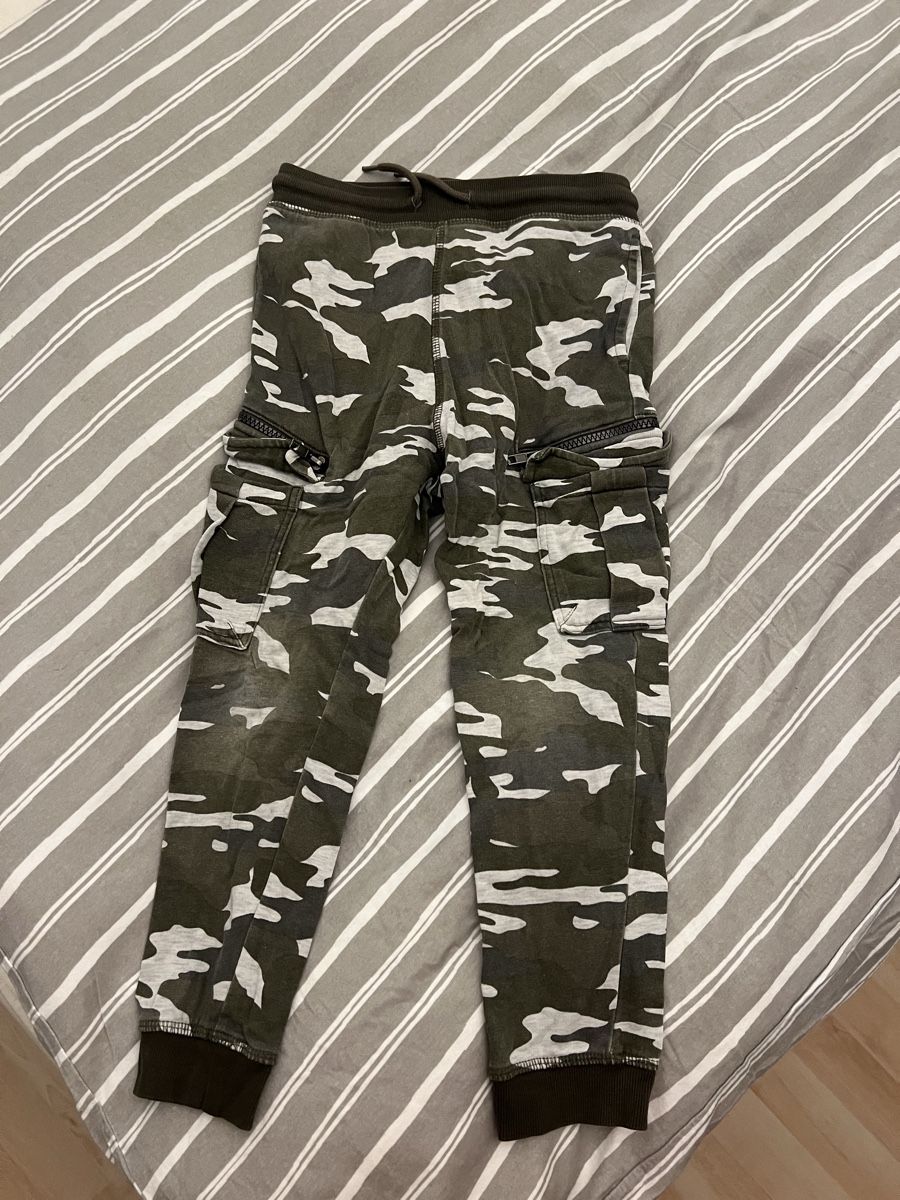 Pantaloni: PALMINO TRAINERHOSE TARNMUSTER GR 122 – Usato da Basel venduto da theo-g77 1