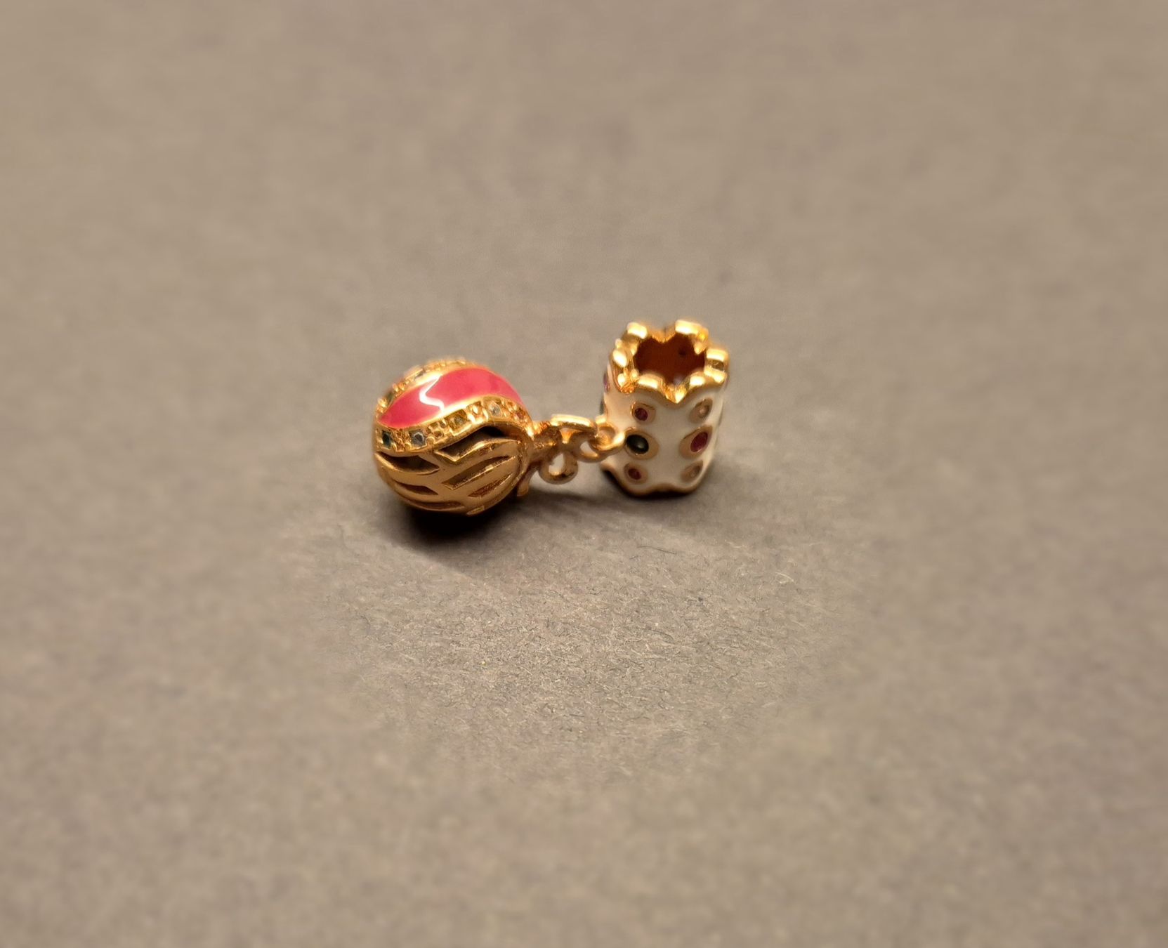 Anhänger: Charm Weihnachtskugel +Garantie – Neu (gemäss Beschreibung) aus Rotkreuz von Carbone_Bijou-Shop 1