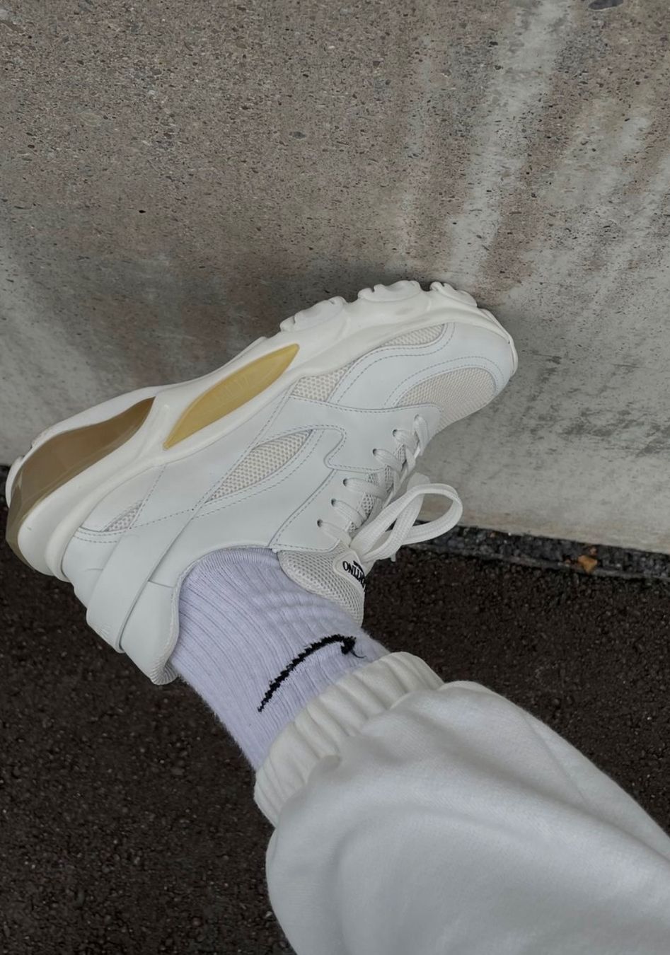 Valentino Scarpe da donna: Valentino Sneakers Schuhe 37 – Usato da zug venduto da saliviolyn 5