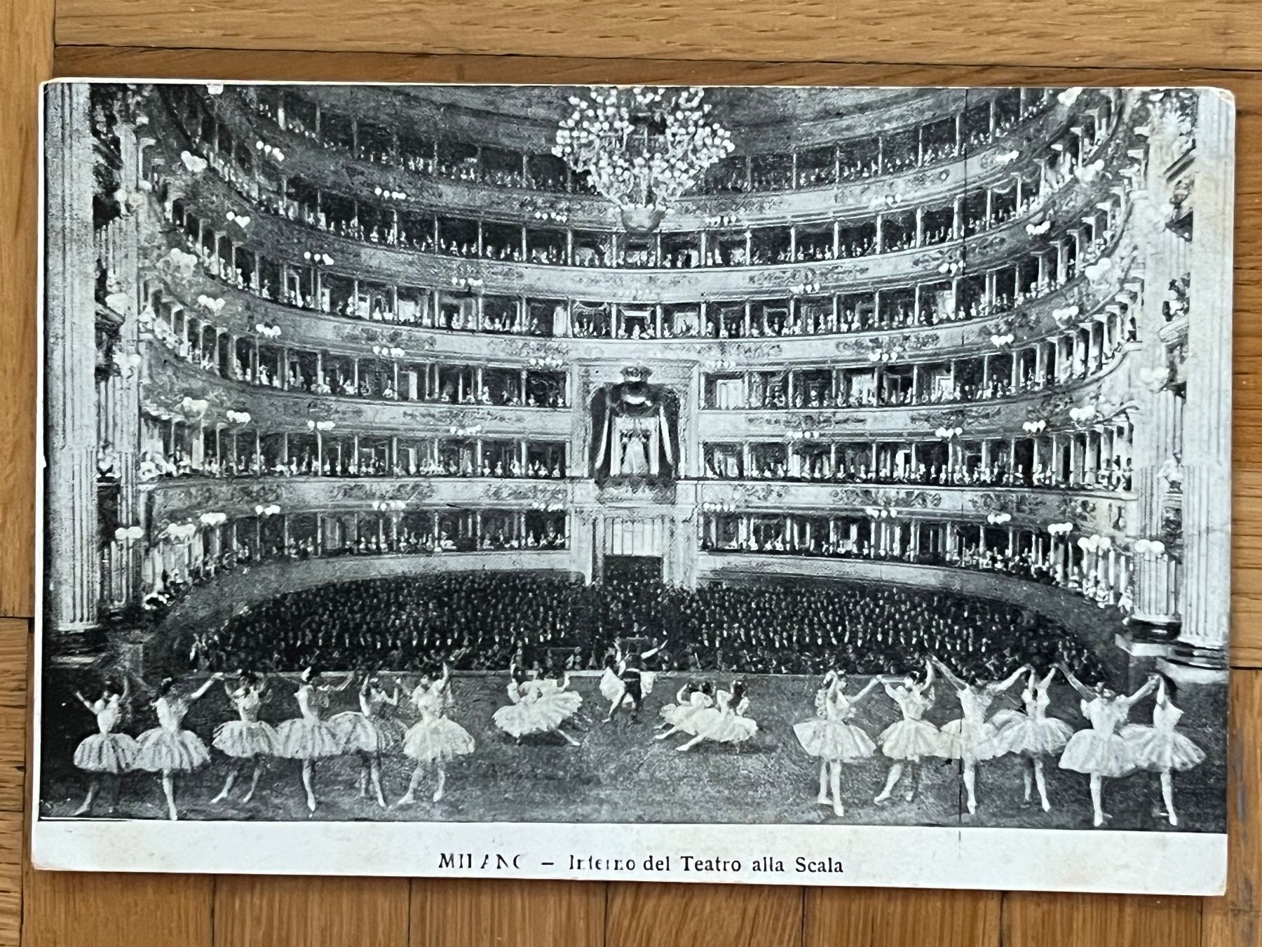 Cartoline postali: Milano, Interno del Teatro alla Scala – Usato da Romanshorn venduto da luxcollect