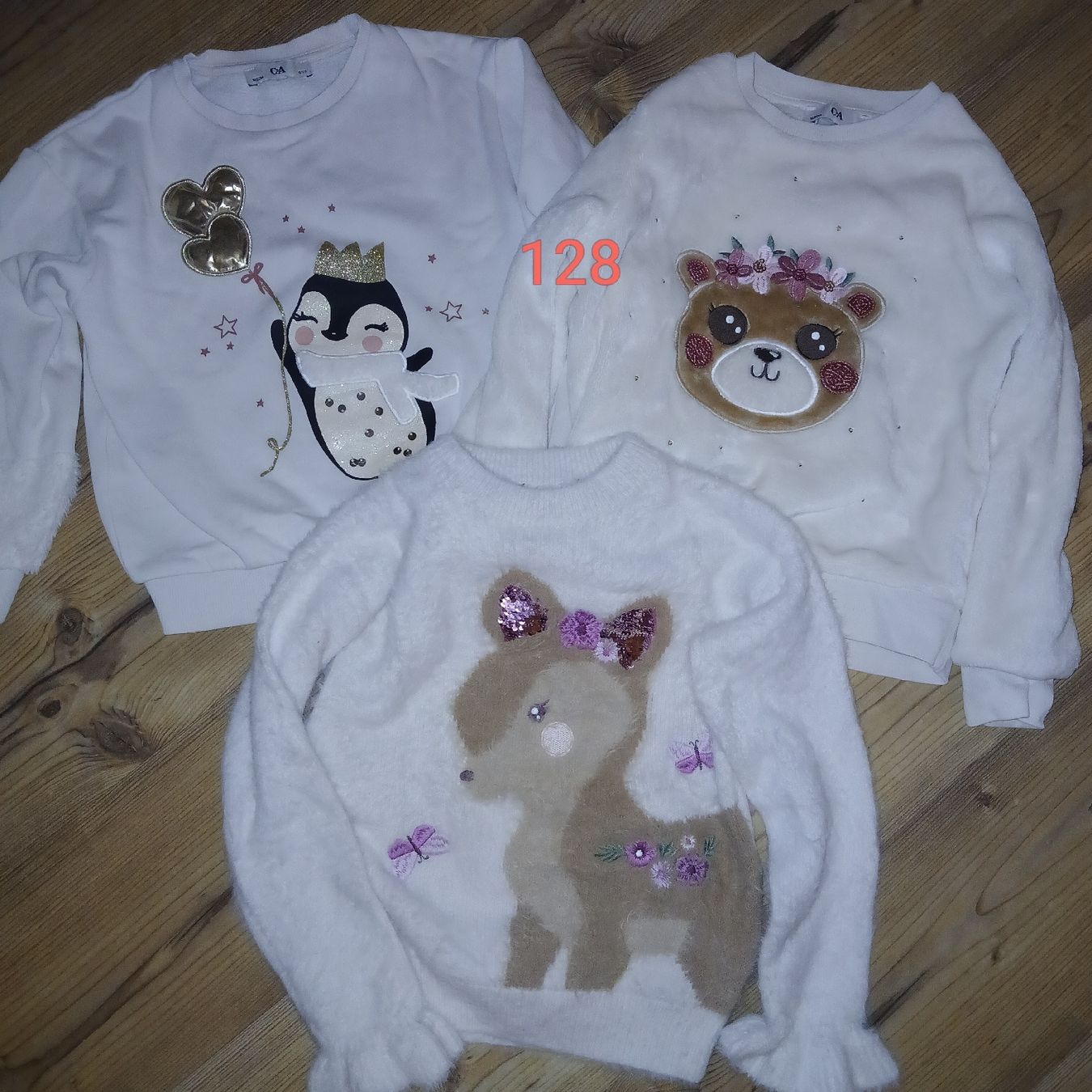 Pulls et sweat-shirts: Pullover  Grösse 128 – D'occasion à Steffisburg par Ferrari006