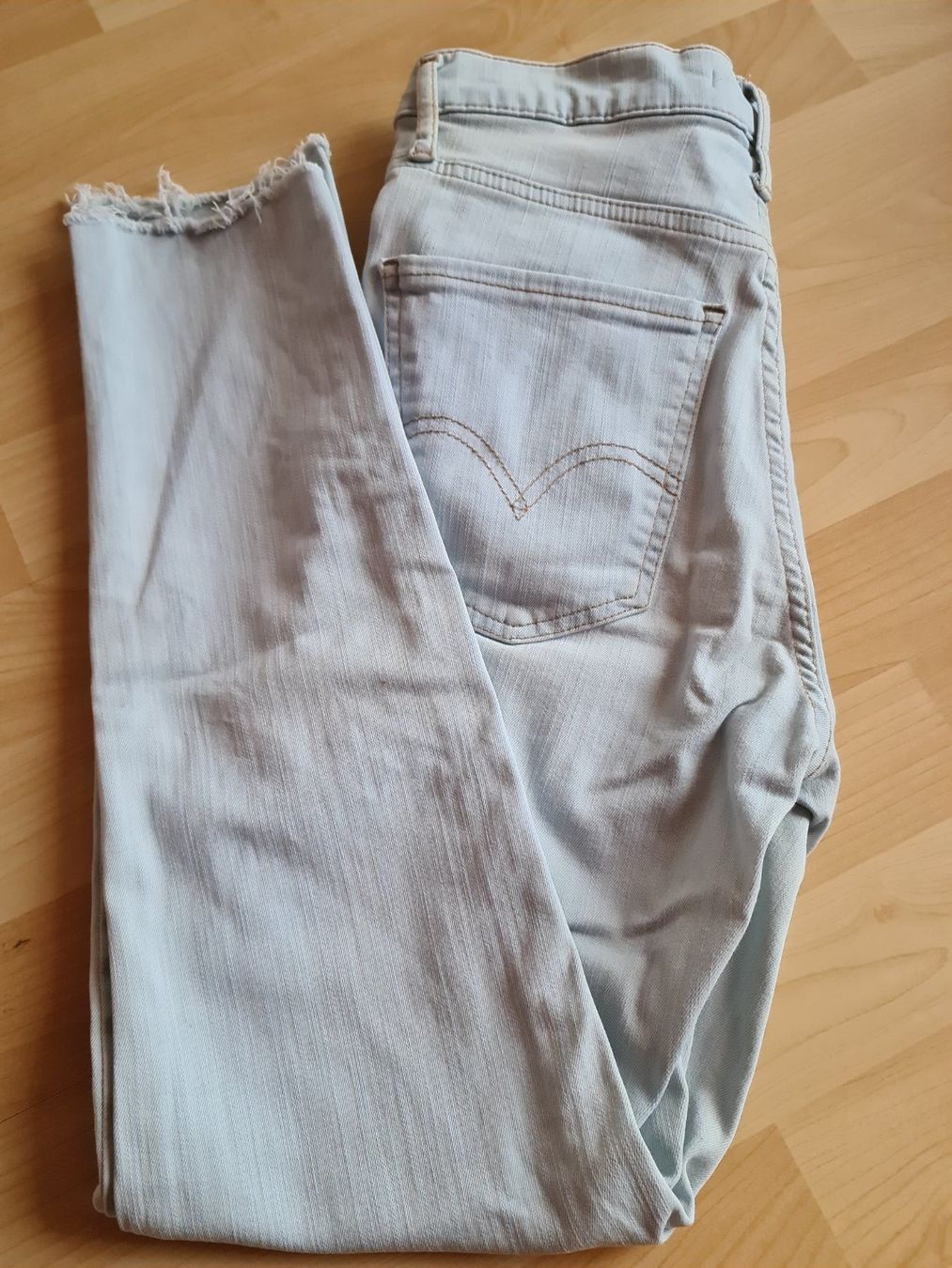 Pantaloni: Levis  High Super Skinny 26 – Usato da Deitingen venduto da Kommissar