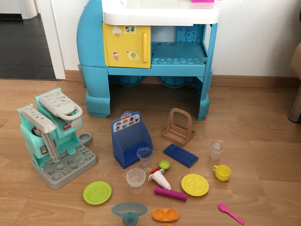 Play-Doh Spielzeuge: Eismaschine – Gebraucht aus Seengen von c-bruder 1