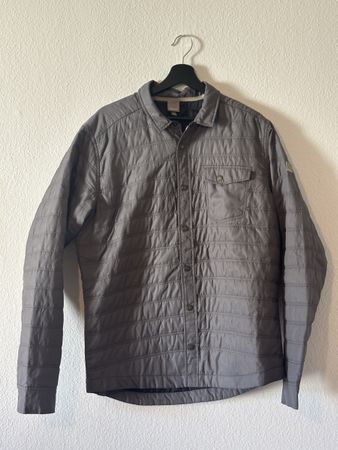 Bench Windbreaker