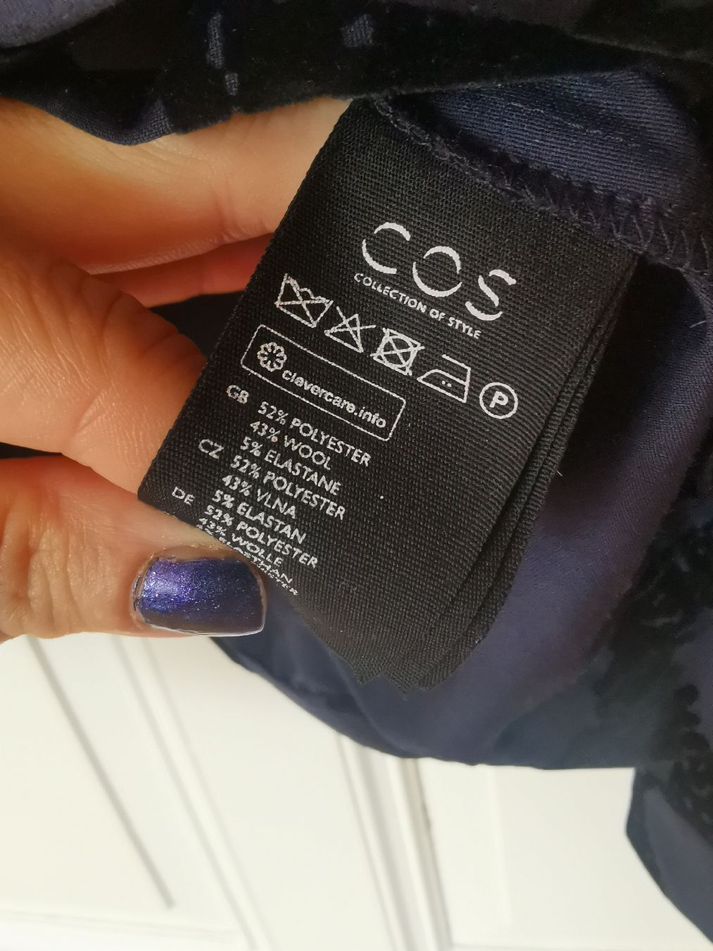 Cos Camicette: COS Woll-Tunika/Bluse mit Samtdruck – Usato da Uerikon venduto da pink_flamingo 4