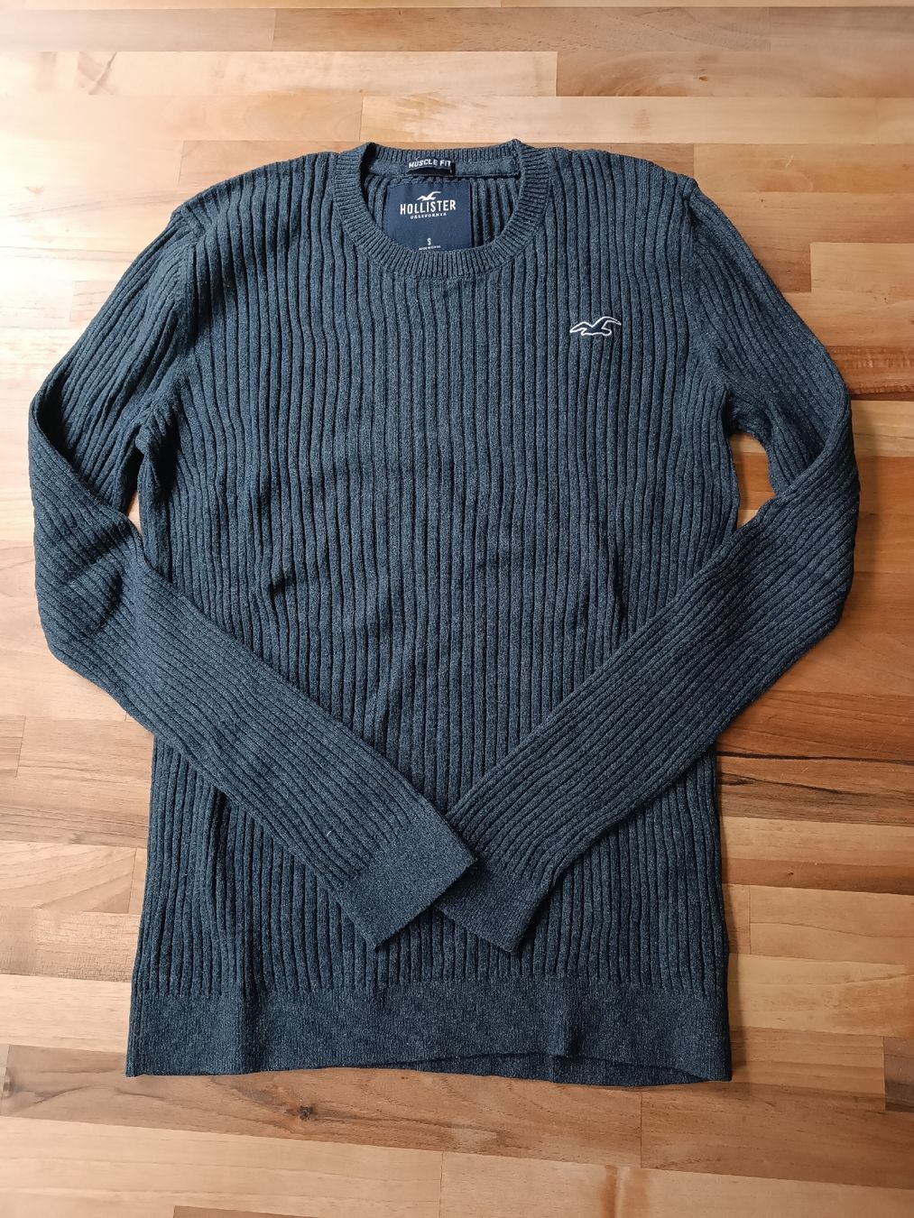 Hollister Kleiderpakete: Hollister Kleiderpaket Herren – Gebraucht aus Basel von kau_d97h 1