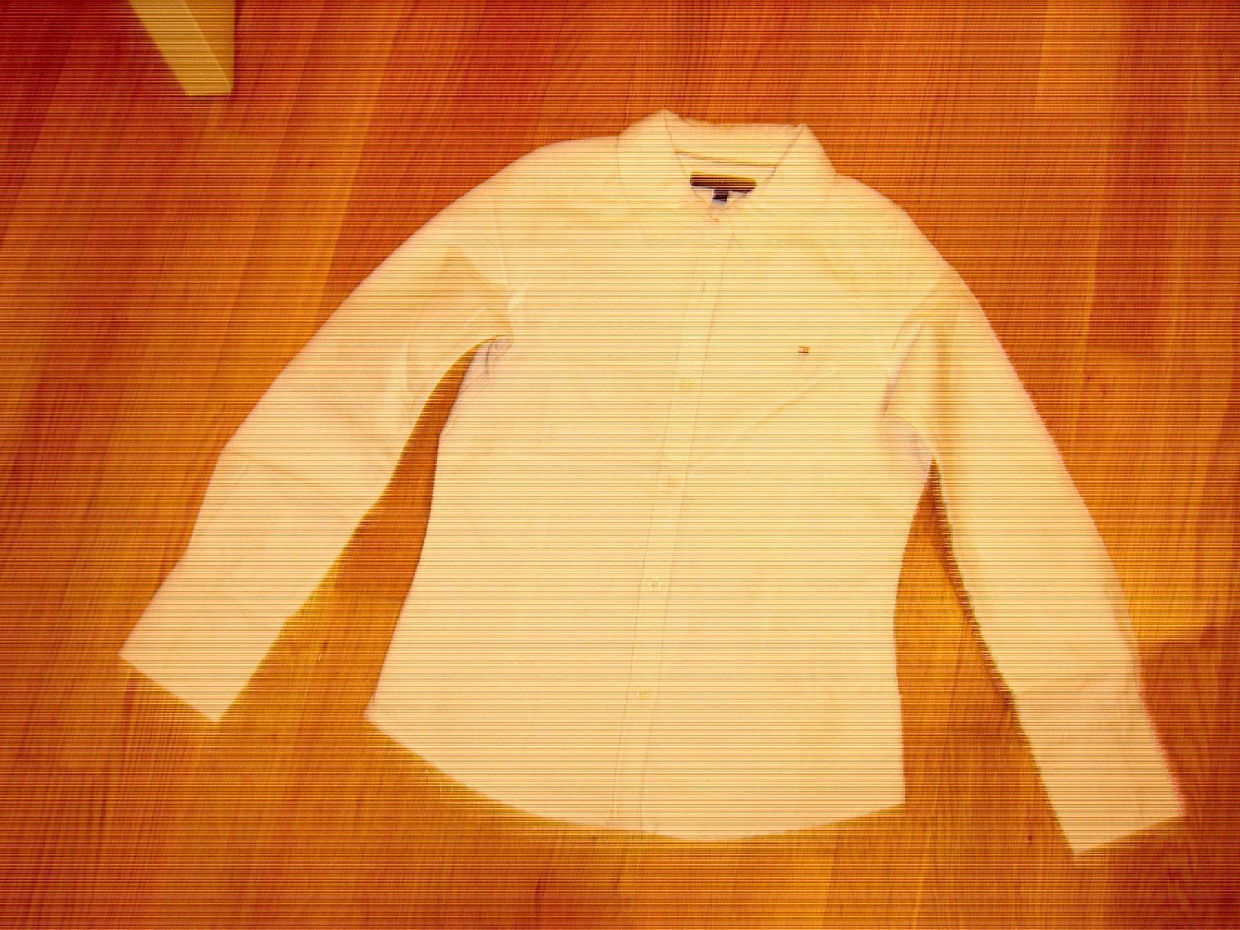 Chemises, T-shirts & Polos: Hemd tommy hilfiger gr.140 – Neuf avec emballage d'origine à Bettlach par Kvety