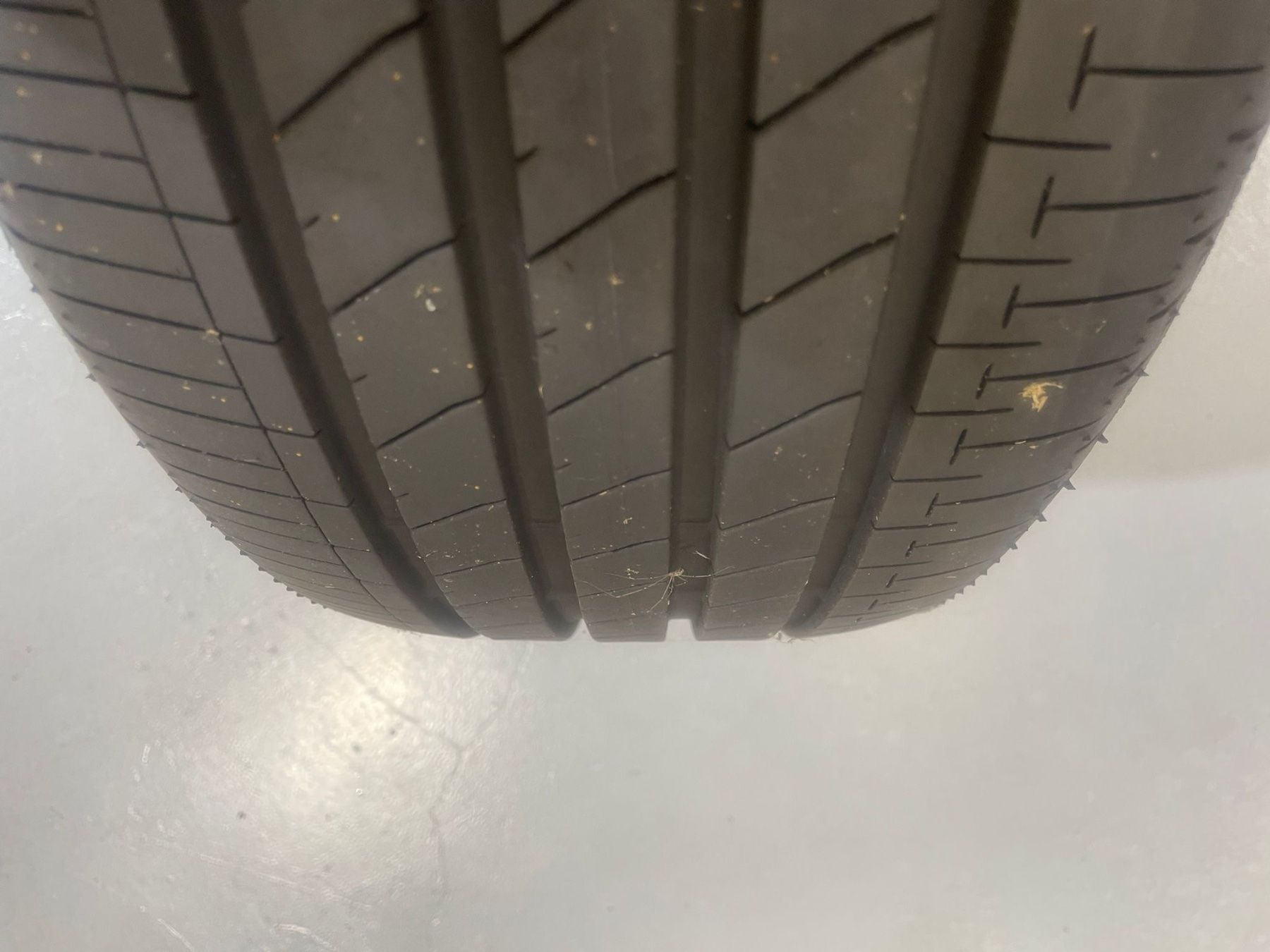 Altro in Scrittura & Disegno: 4 pneumatici estivi Bridgestone – Usato da Lugano venduto da fed_xx7y 1