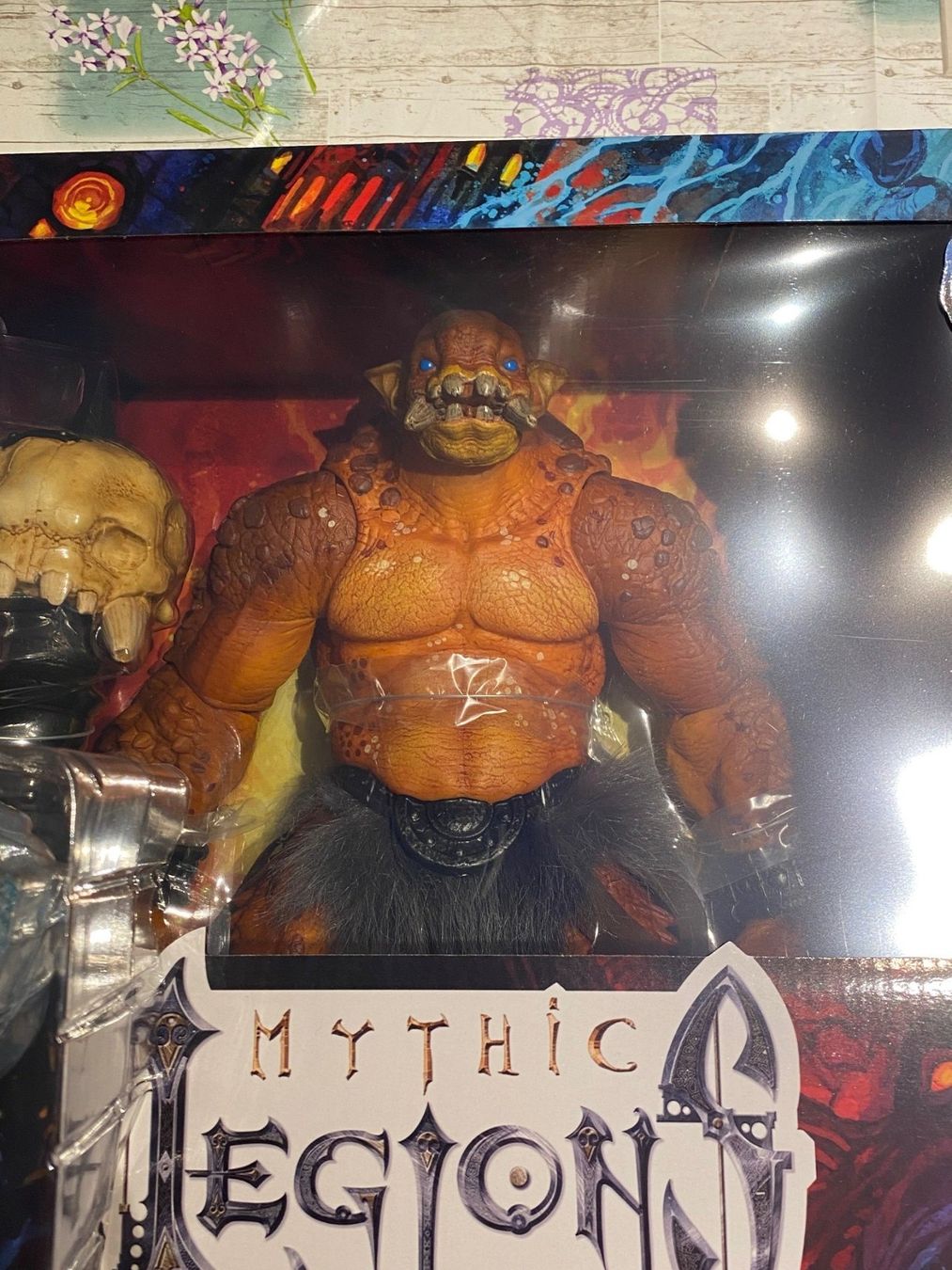 Statuette: Mythic Legions Brontus Version 2 Neu/OVP – Nuovo e nell'imballaggio originale da Ennetmoos venduto da Zenvo