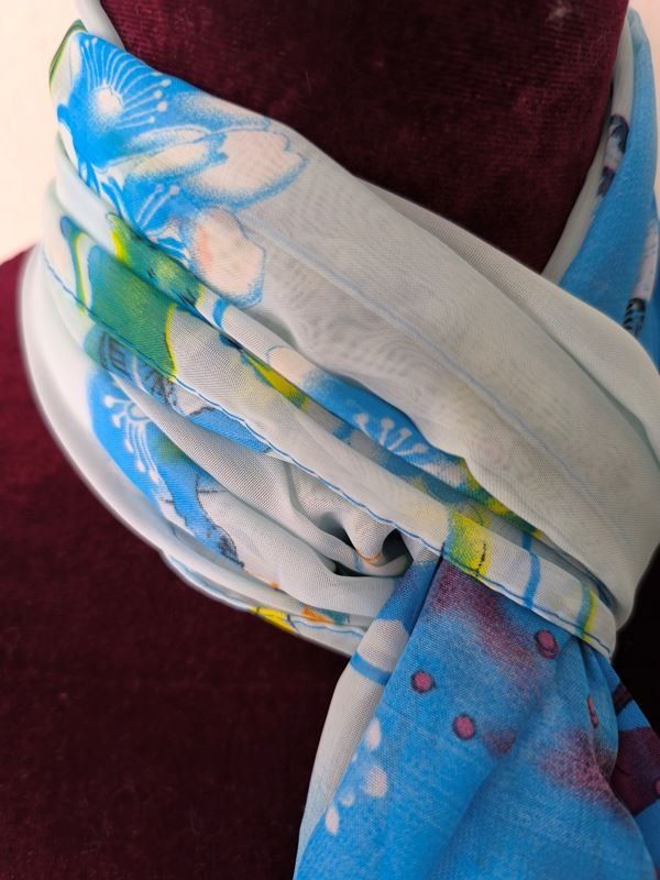 Foulards, Tücher & Schals: Schal bläulich – Gebraucht aus Rüti ZH von Restwert_Rueti_ZH 1