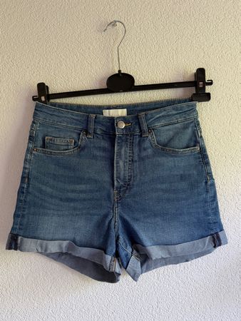 Jeans Shorts Gr. M