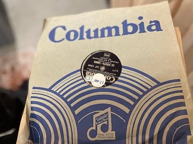 Dischi in vinile: 10 ddisques 78 tours avec pochettes – Usato da Colombier NE venduto da Boy48 3