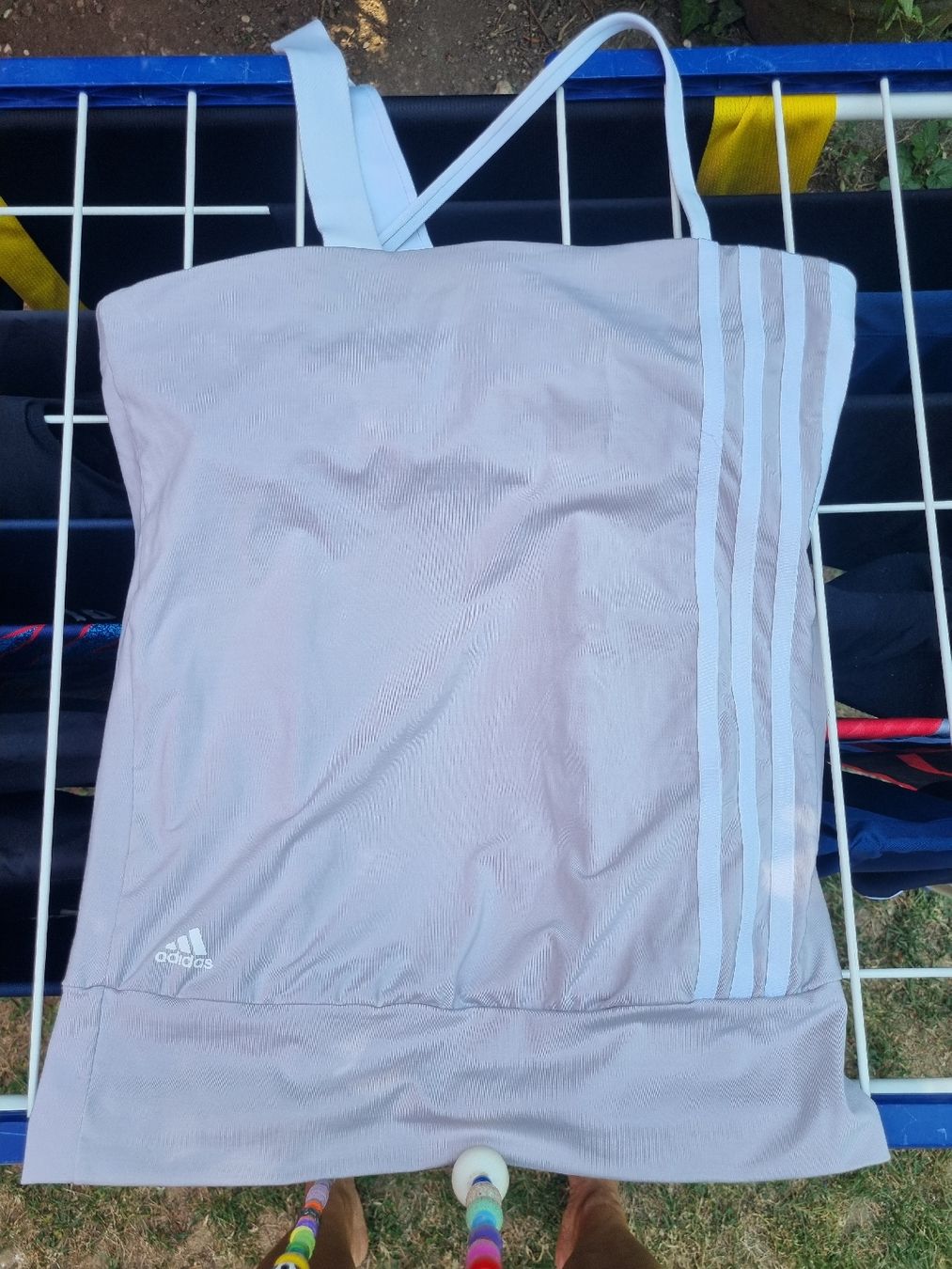 Adidas Tops: Adidas Top – D'occasion à Witterswil par Katja...