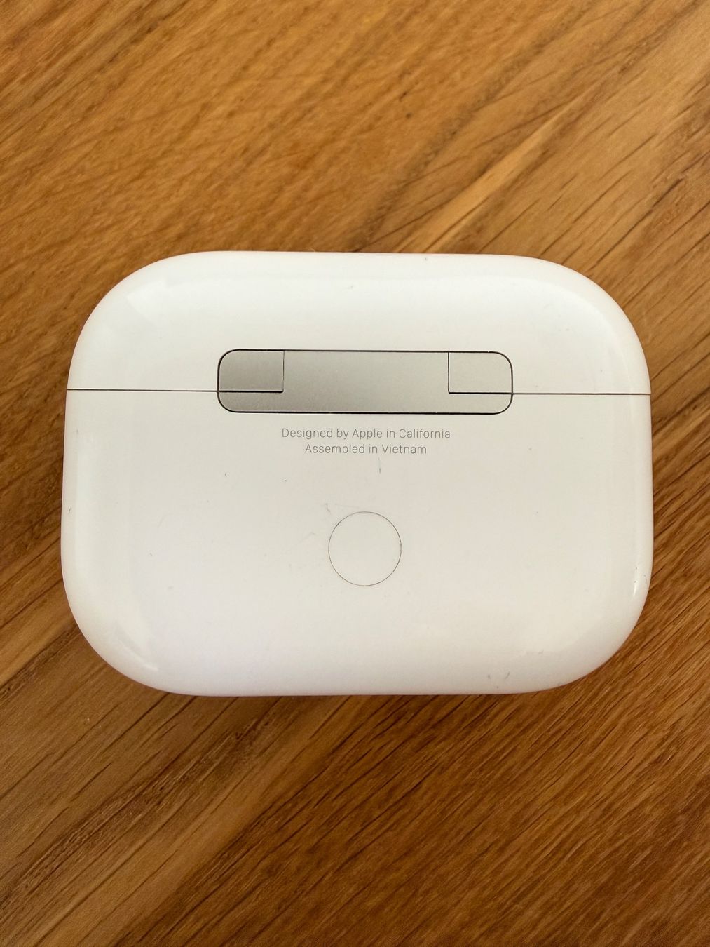 Apple Cuffie: APPLE AirPods Pro 2 Charging Case – Usato da Lausanne venduto da Nine1982 5