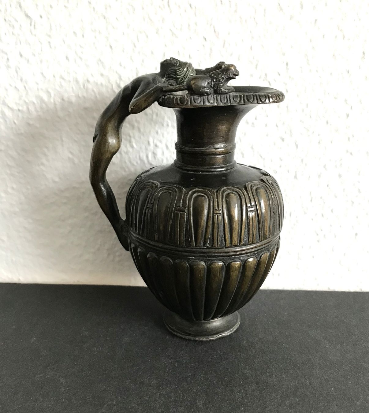 Statuette: DETAILLIERTER BRONZE FIGURENKRUG – Usato da Luzern venduto da Immergern 1