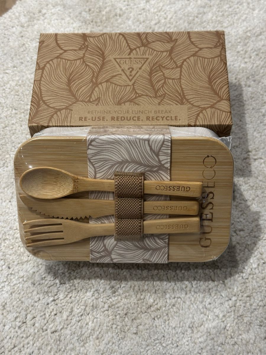 Behälter & Ähnliches: Guess Lunchbox Set Bambus Brotdosse neu – Neu und originalverpackt aus Kloten von Mielen