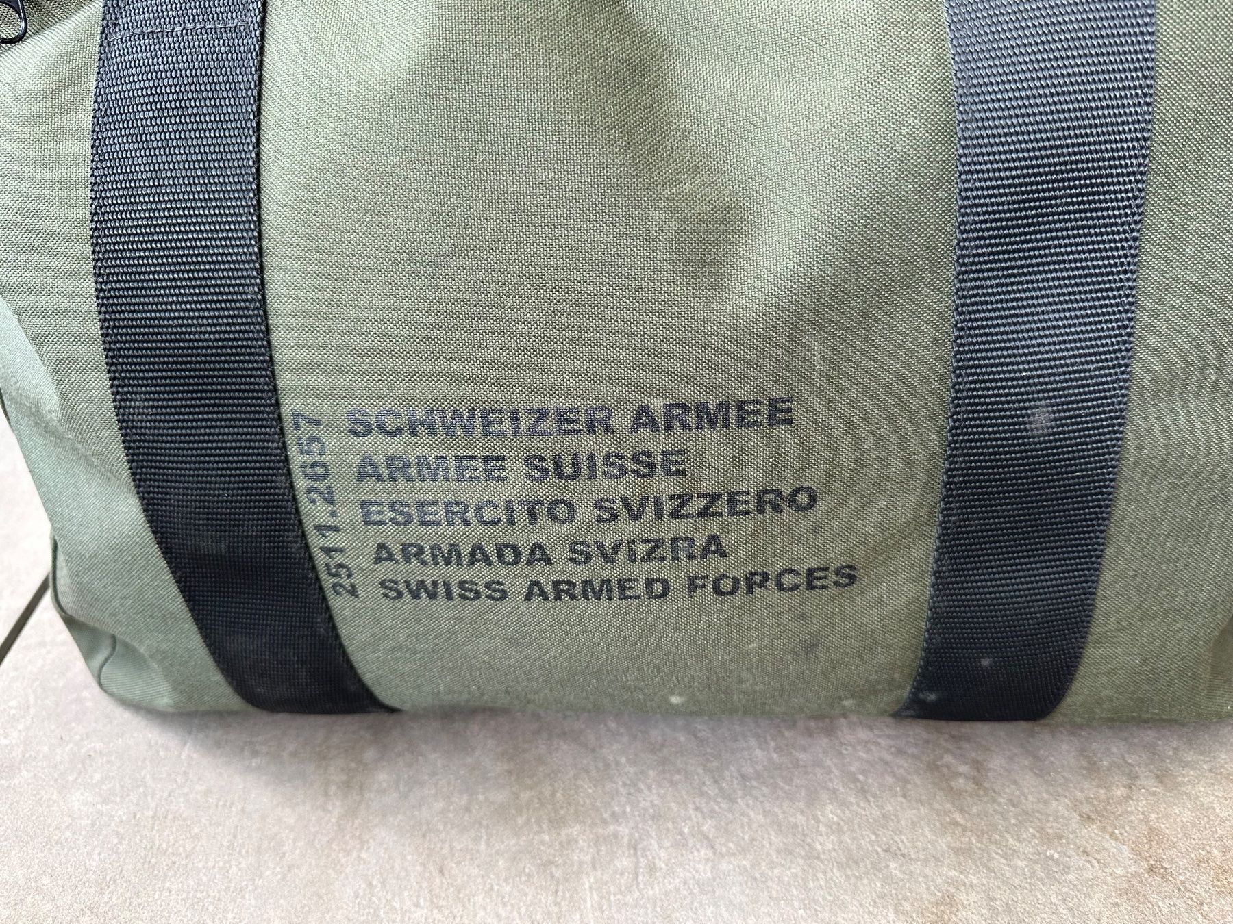 Schweizer Armee Borse: Schweizer Militär F Sack / Tasche – Usato da Ebikon venduto da Gaenggeliwaar 4