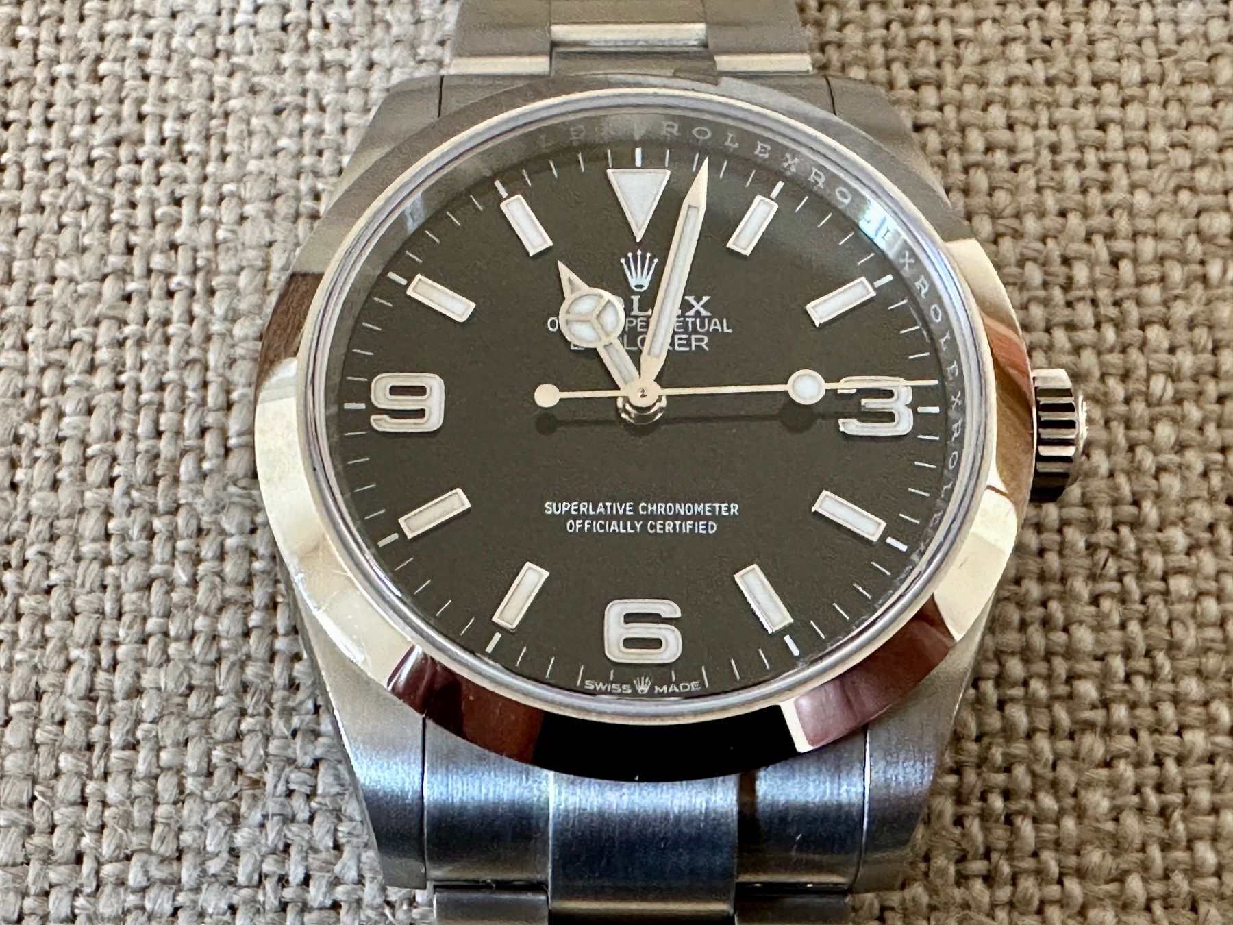 Rolex Orologi: Rolex Explorer I 40mm 224270 Full-Set 2026 Model + Invoice – Usato da Matten b. Interlaken venduto da cour13 2