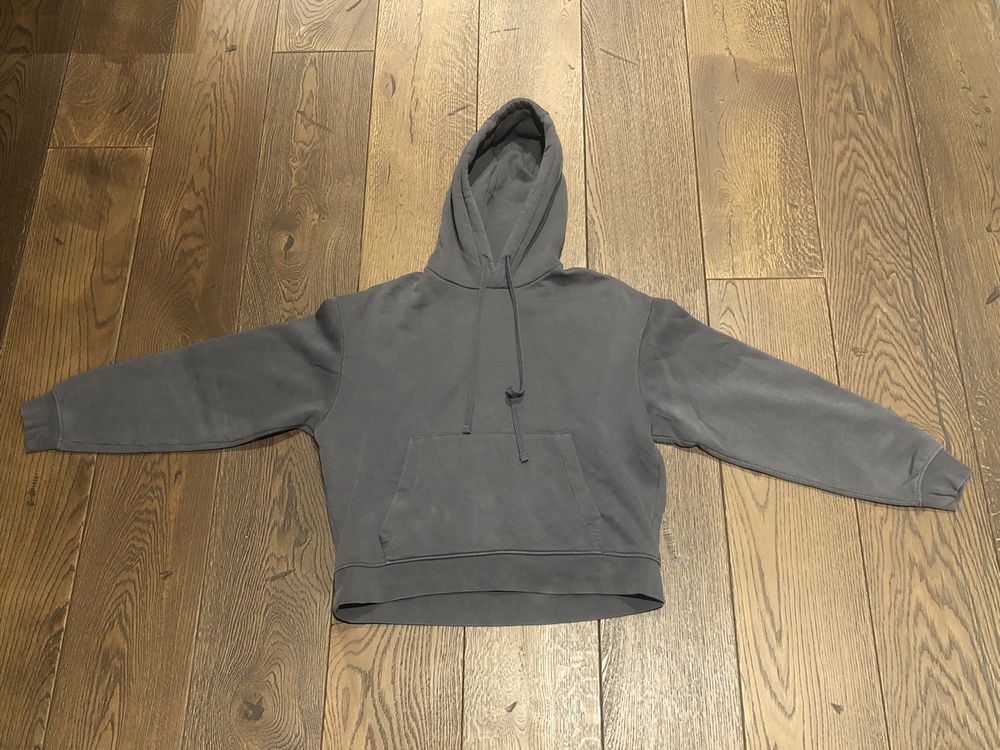 Zara Pulls & Sweat-shirts: Kapuzenpullover Herren Zara Gr. M – D'occasion à Büren SO par Nuri09