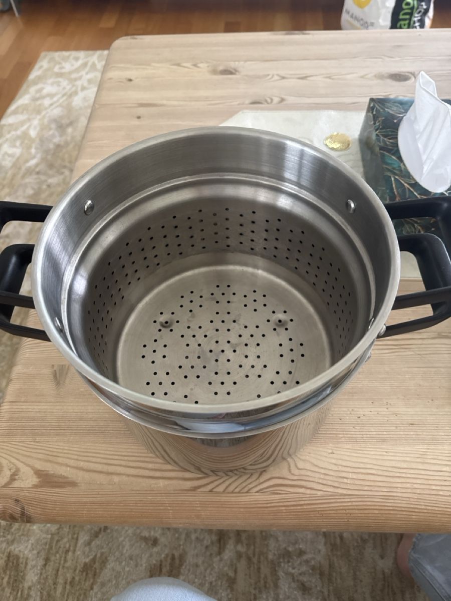 Casseroles: Kochtopf mit integriertem Sieb – Neuf (Voir description) à luzern par Golfismypassion 1