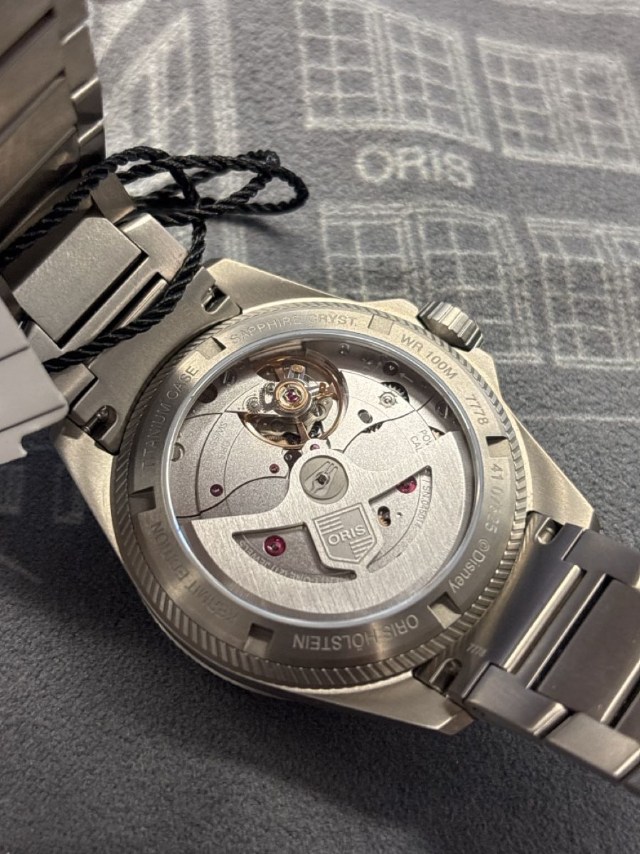Oris Montres: Oris ProPilot X Kermit Edition titanium watch new condition – Neuf (Voir description) à Zermatt par Wega.Boutique 3