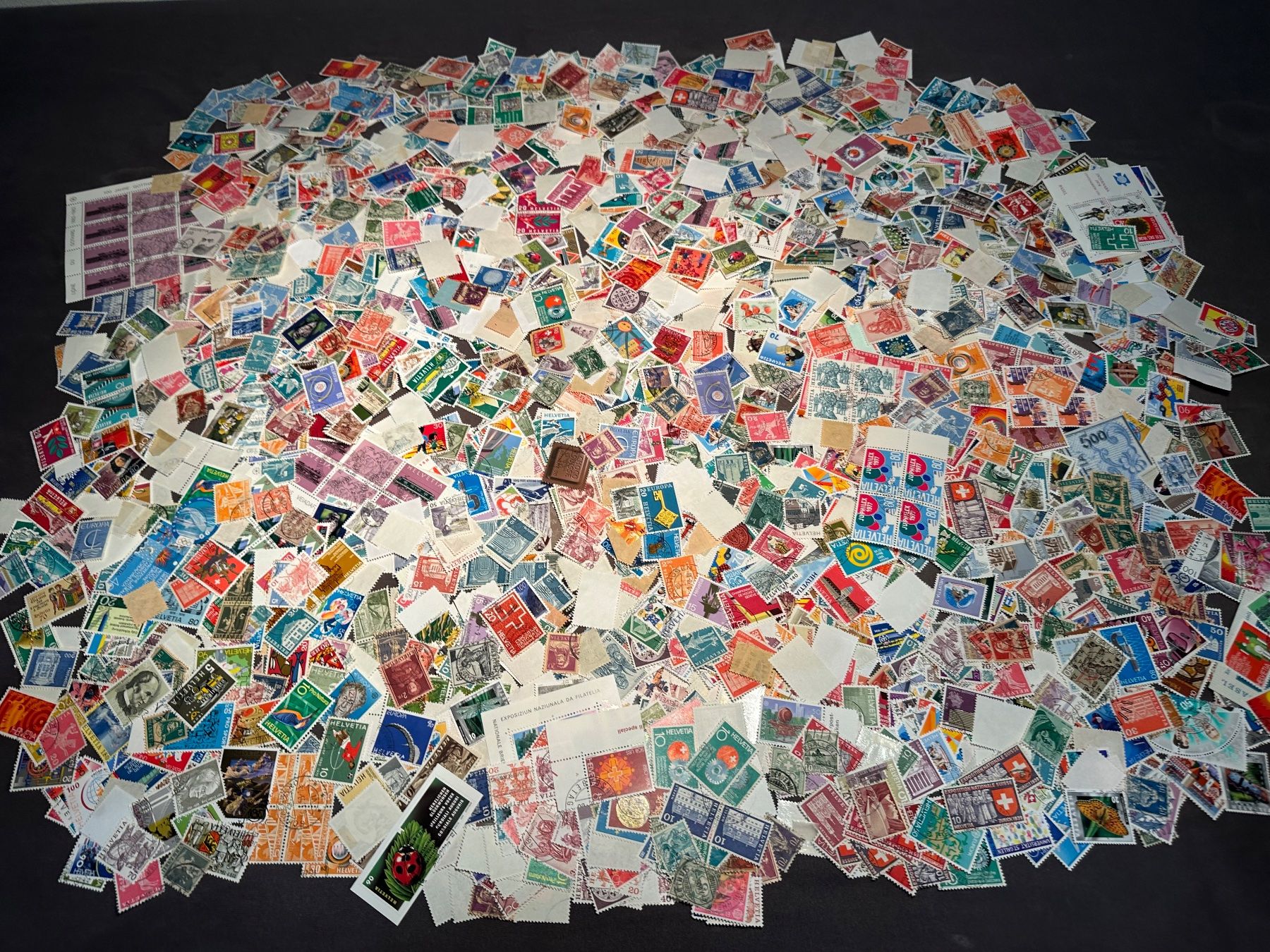 Tutti i francobolli: Grosse Sammlung Briefmarken Lose – Usato da Stettfurt venduto da 2442 1