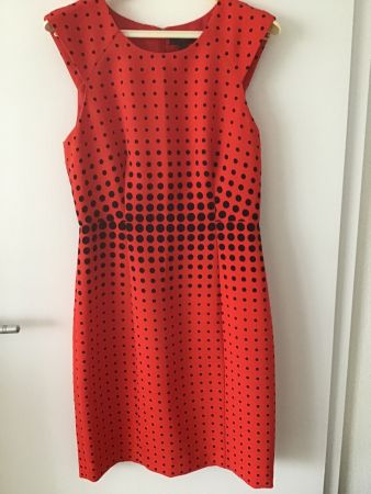 KLEID J. CREW ROT MIT SCHWARZEN PUNKTEN GR.34/36