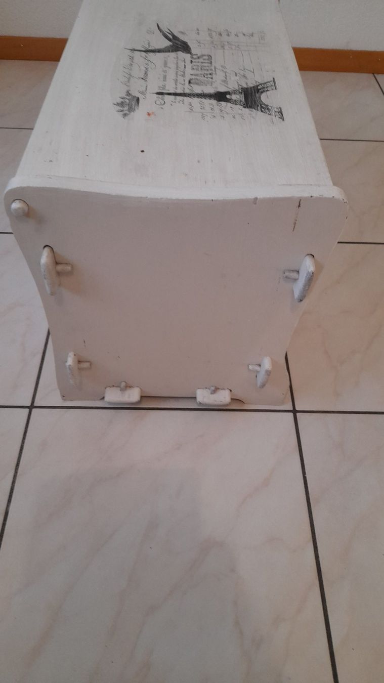 Cassettiere: Kleines Shabby Chic Möbeli – Usato da Oftringen venduto da Kasimir2007 3