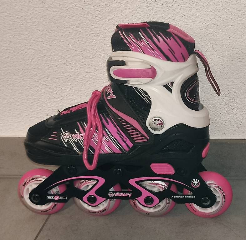 Patins à roul. & inline: Roller regolabili 29-32 – D'occasion à Castione par sposavec