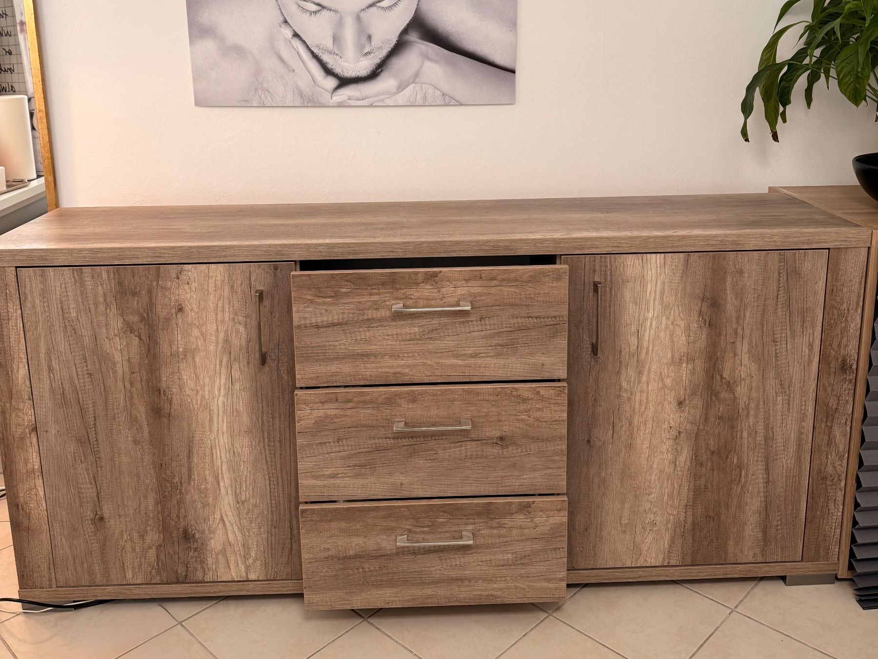 Cassettiere: Elegante Holzkommode / Sideboard. – Usato da Dällikon venduto da SimaCH