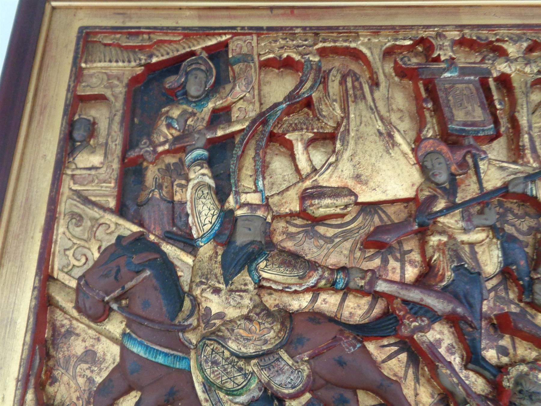 Foto & Immagini: China Holzrelief geschnitzt vergoldet – Usato da Chur venduto da omonia 3