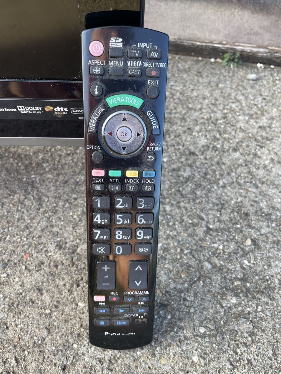 Televisori: Flachbildfernseher Panasonic Viera TV, – Usato da Wattwil venduto da Parase 1
