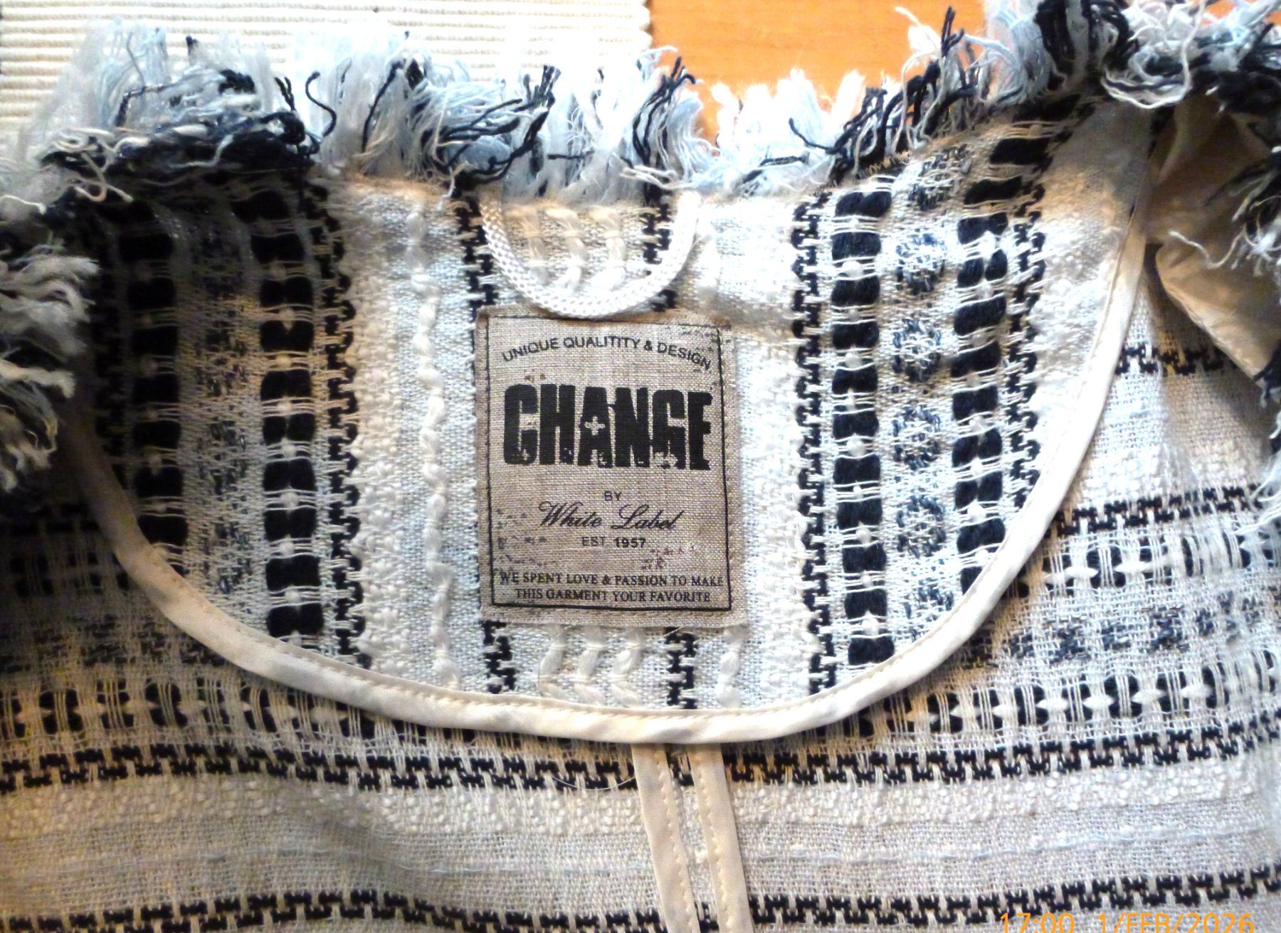Giacche: WHITE LABEL BLAZER GR.44 NEUWERTIG – Usato da Läufelfingen venduto da Kamari 1