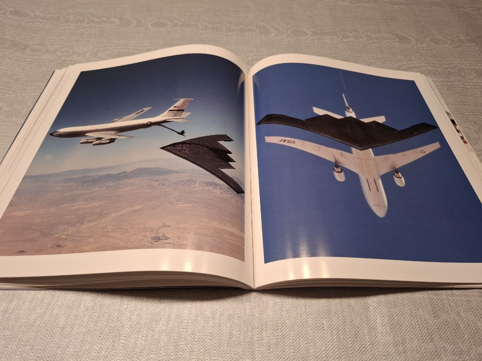 Libri: Buch America's Stealth Fighters and Bombers – Usato da Bäretswil venduto da Galada 5