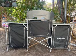 Campingküche XXL mit Aluminiumgestell und 5 Fächern grau