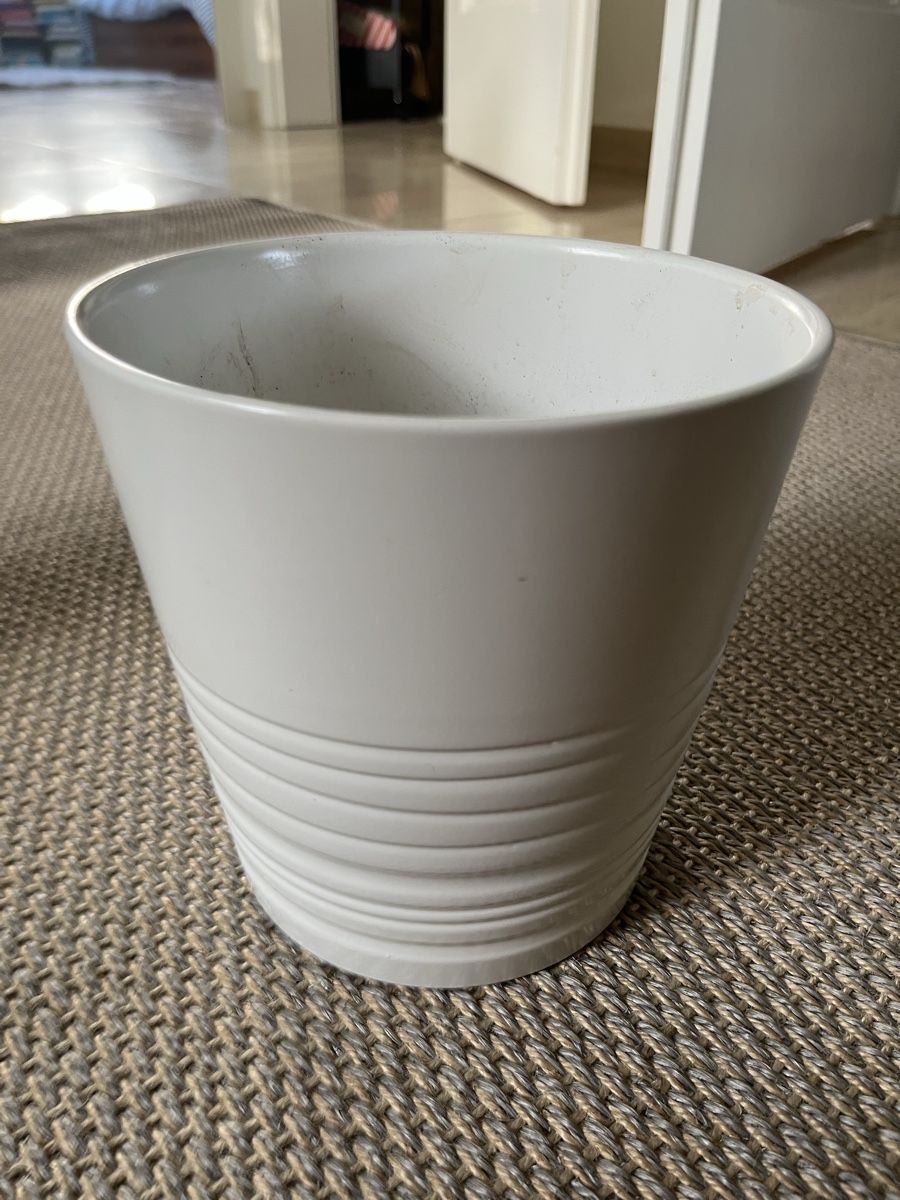 Ikea Blumentöpfe: Blumentopf ikea – Gebraucht aus Zürich von sos_z5tn