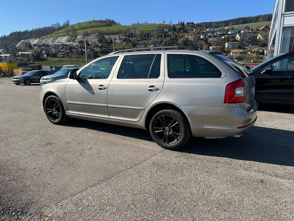 Skoda Automobili: Skoda Octavia 1.6 TDI 4x4 – Usato da Konolfingen venduto da DanielG1974 2