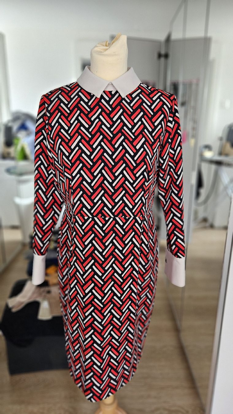 Kleider: Robe  El Ganso T. 40 – Gebraucht aus Cheyres von Karine-Schweiz