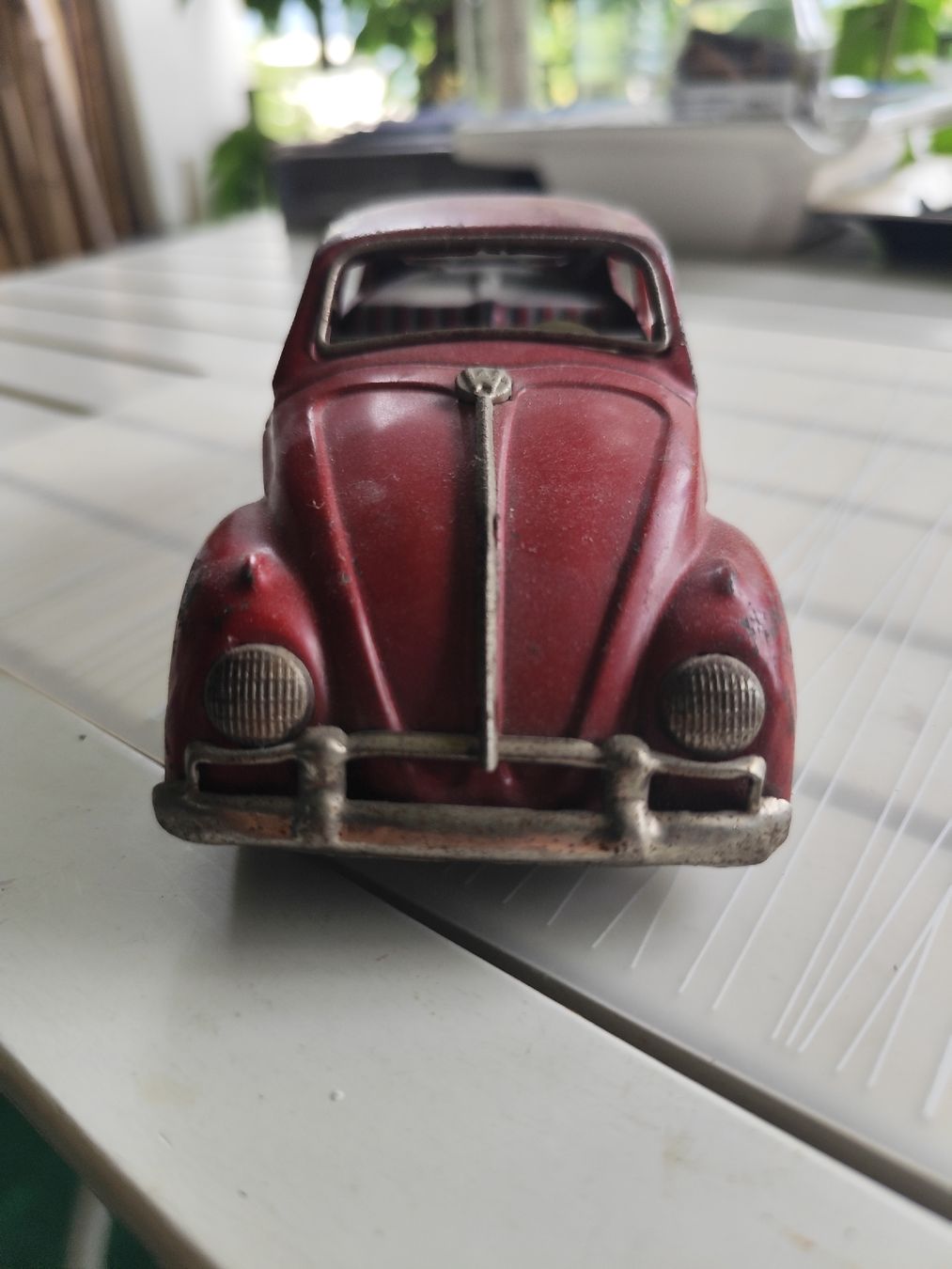 Volkswagen Modellini d'auto: Uralter VW käfer aus blech – Usato da minusio venduto da bierbrauer 2