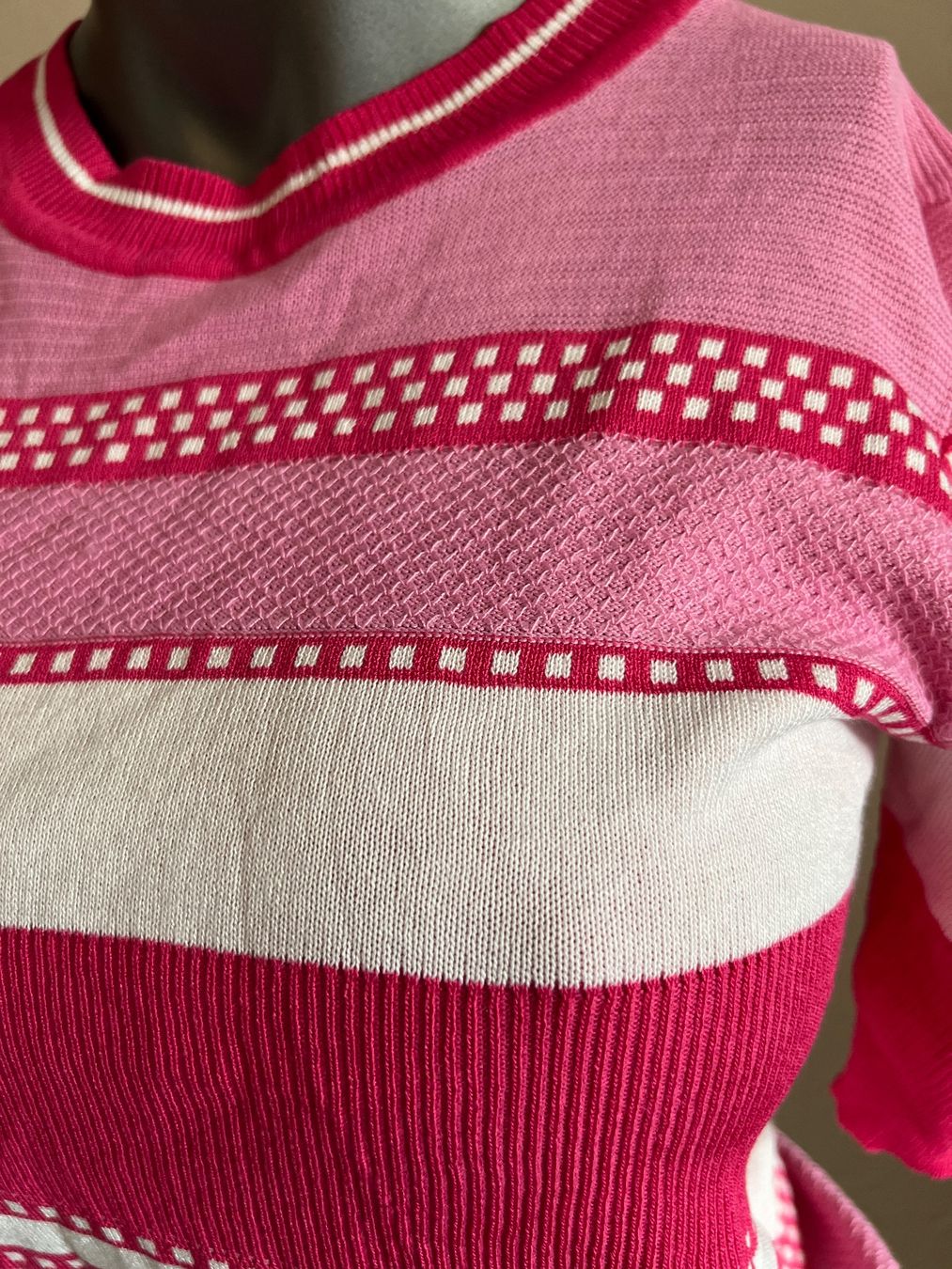 Maglioni & Felpe: Damen Strickpullover Kurzarm Weiss Rosa Gr S - M – Usato da Frenkendorf venduto da Style365 4